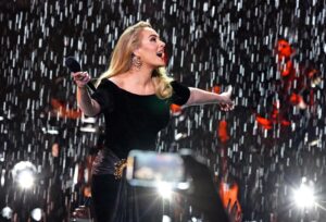 ‘Oh My God,’ Adele fans: She’s extending her Las Vegas residency with 34 new dates – USA Today