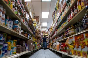 Grocery stores boost political donations even as Democrats take aim – Reuters