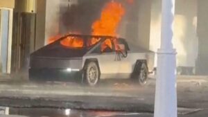 One dead after Tesla truck catches fire outside of Trump hotel in Las Vegas – Al Jazeera