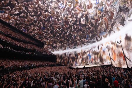 U2’s Sphere concert film is staggeringly lifelike. We talk to the Edge about its creation – USA Today
