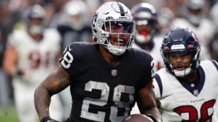 Las Vegas Raiders at Los Angeles Rams: Predictions, picks and odds for NFL Week 7 game – USA Today