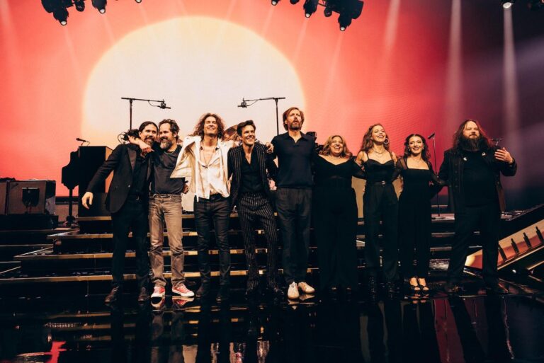 The Killers announce three ‘Hot Fuss’ Las Vegas shows for 2025 – with plans to film them – NME