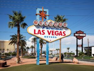 Enter for the chance to win a trip to Las Vegas and see George Strait – USA Today