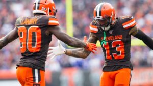 Cleveland Browns at Las Vegas Raiders: Predictions, picks and odds for NFL Week 4 game – USA Today
