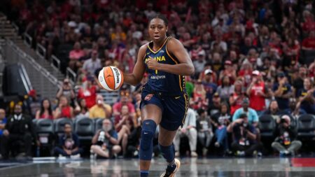 Indiana Fever blow out Las Vegas Aces without Caitlin Clark: Highlights, results – USA Today