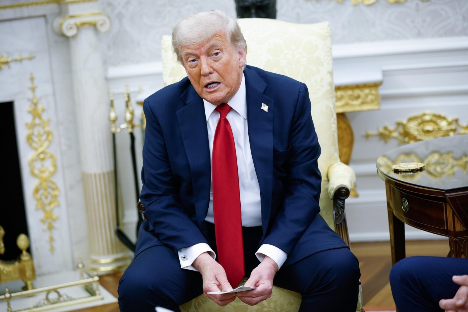 Trump threatens Russia with tariffs and boosts US weapons for Ukraine – Las Vegas Sun