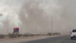 Las Vegas hit with dust and thunderstorms caught on video – USA Today