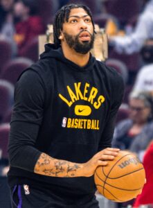 Team USA vs Team Canada Basketball: Anthony Davis shines in Las Vegas showcase – FOX 11 Los Angeles