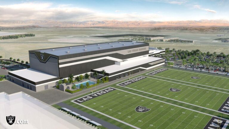 The Raiders Are Putting the Pieces Together in Training Camp – Sports Illustrated