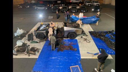 Soldier who exploded Cybertruck in Las Vegas used ChatGPT to plan attack – The Guardian