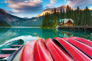 Canadians stay away from U.S. amid political backlash – Travel Weekly