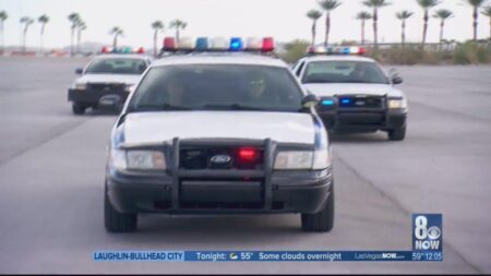 Las Vegas police chase involving stolen vehicle causes road, freeway closures – Yahoo News