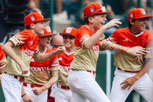 Summerlin South wins U.S. title, to play for LLWS championship — PHOTOS – Las Vegas Review-Journal