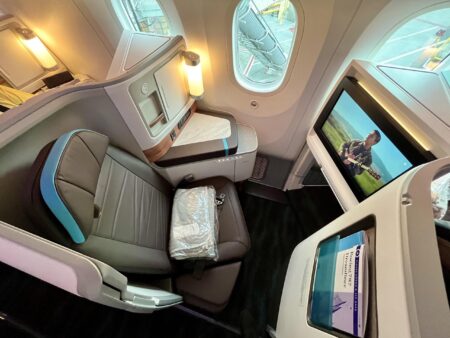 All the Routes Where You Can Book Lie-Flat Seats in the U.S. Right Now – Thrifty Traveler