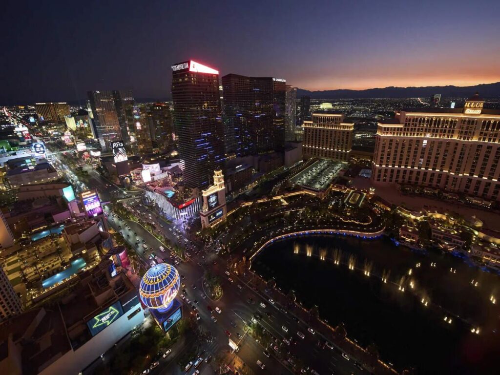 Sin City in Crisis? Las Vegas Locals ‘Freaking Out’ as Tourists Disappear from the Strip Sin City in crisis? Las Vegas locals ‘Freaking Out’ as tourists vanish from the strip – The Economic Times