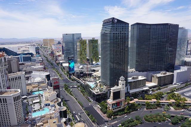 Las Vegas Strip hotels at risk due to government shutdown – TheStreet