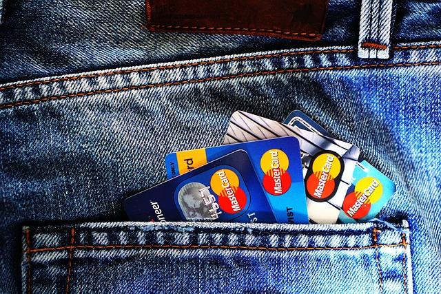 Ten More Arrested in Major Credit Card Fraud Bust Ten more charged in credit card fraud investigation – Las Vegas Sun