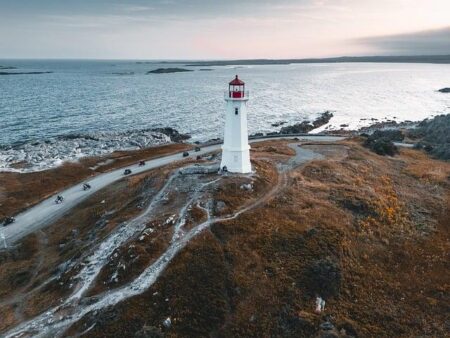 Canada to US Business Travel Bookings Surge in Q2 Business Travel Bookings From Canada to US Increase in Q2 – Business Travel Executive