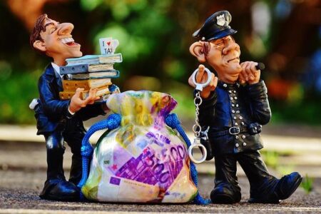 Las Vegas tax preparer gets 30 months for conspiracy to file false IRS returns – KSNV Las Vegas tax preparer gets 30 months for conspiracy to file false IRS returns – KSNV